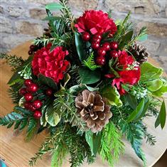 Yuletide Nest
